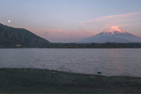 Mount Fuji Day Trip from Tokyo: What Japanese Visitors Actually Do